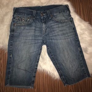 Men’s true religion cut off jean shirt